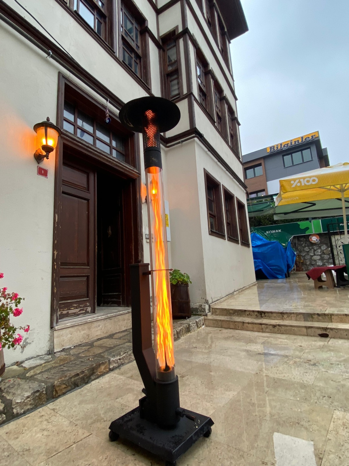 Satürn Büyük Camlı Roket Tipi Pelet Soba